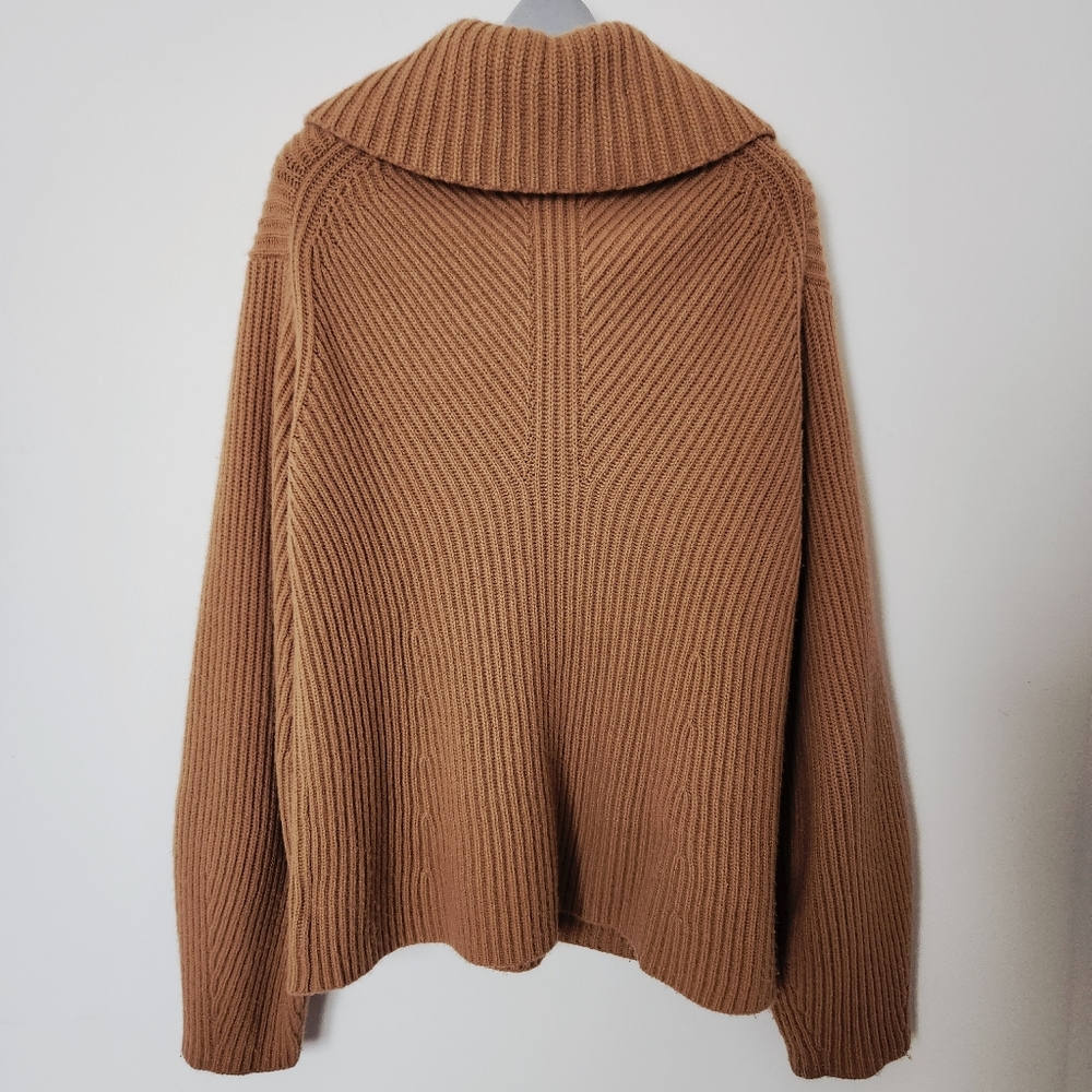 Theory Camel Wool/ Cashmere Zip Collar Pullover Sweater - Picture 2 of 8